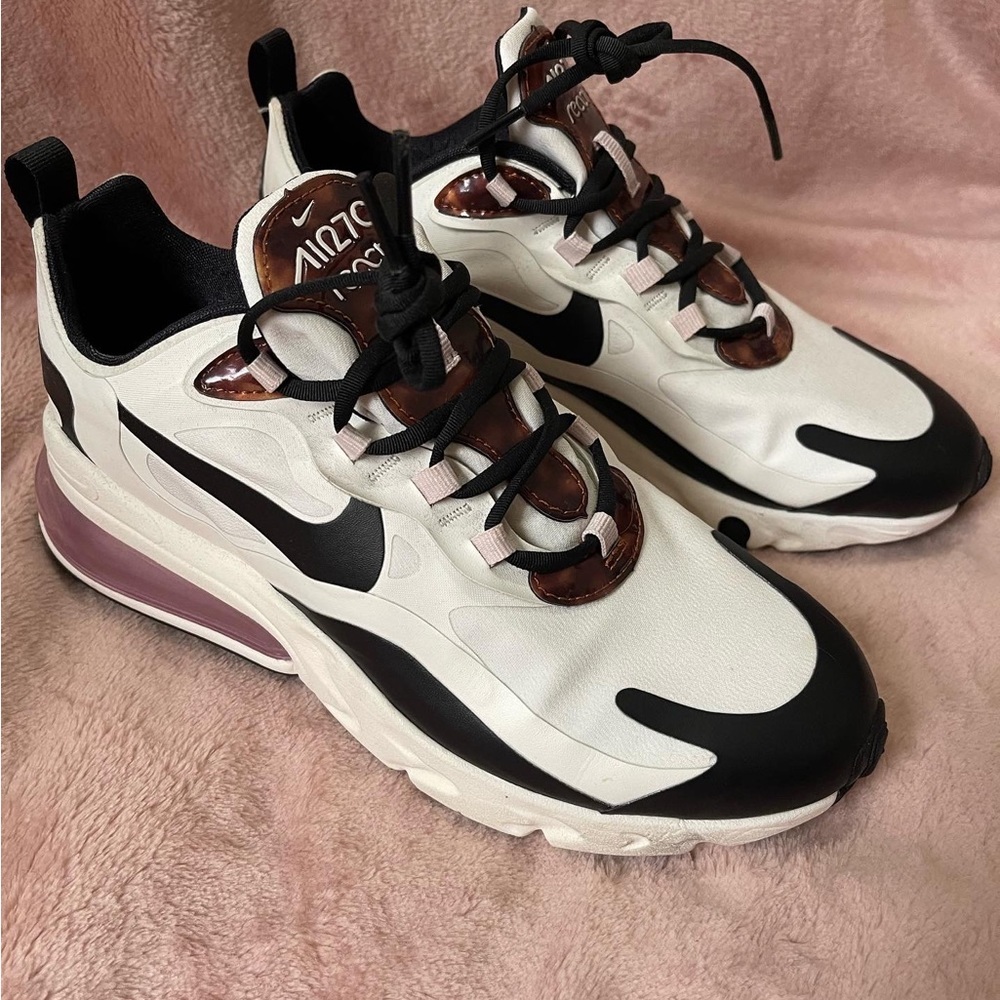 Nike air max react 270 size 8 worn a handful of times